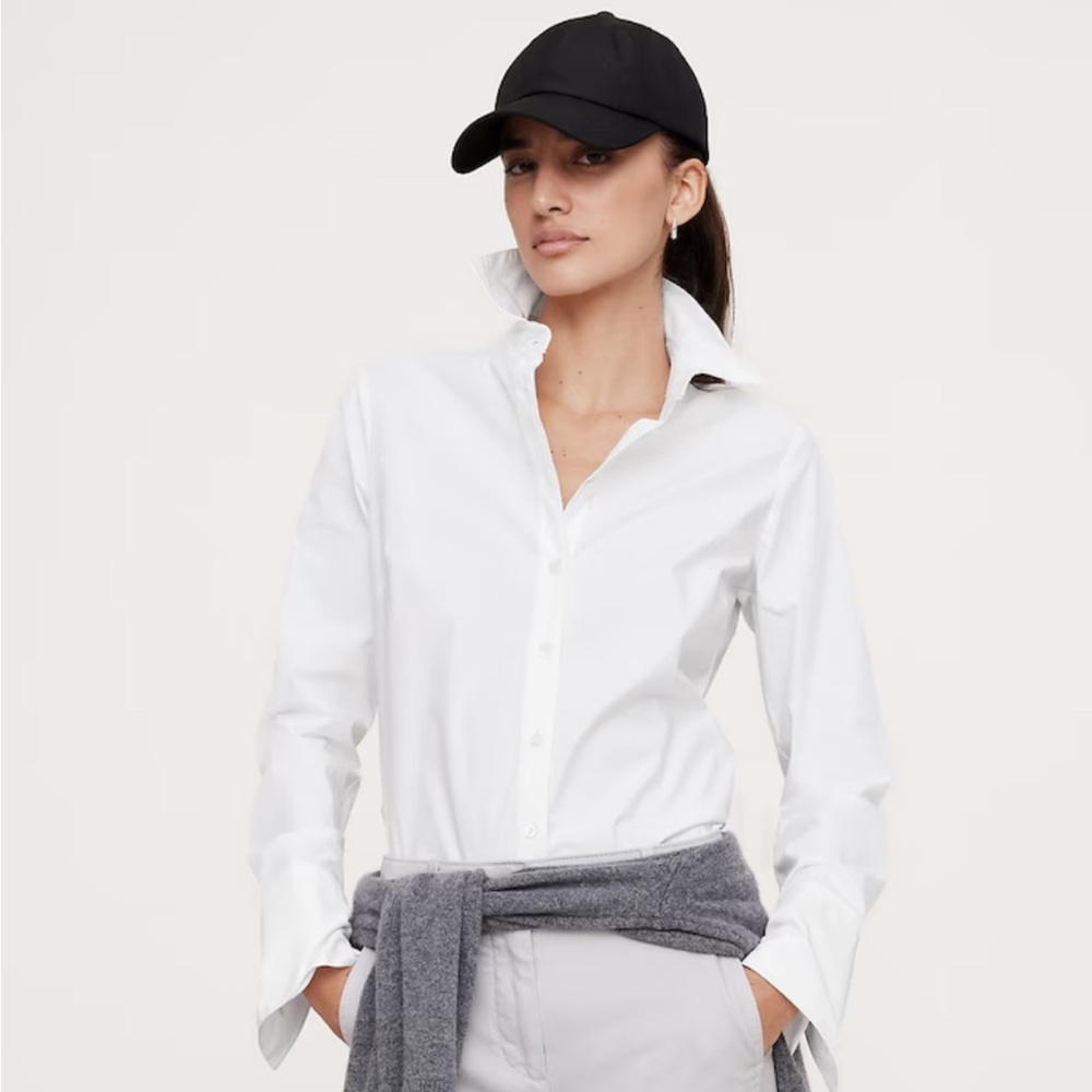 Women’s White Button-Up Tailored Dress Shirt